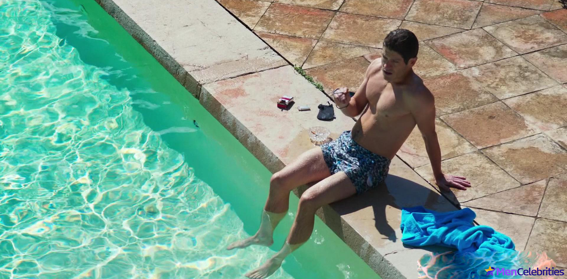 Iwan Rheon nude movie scenes