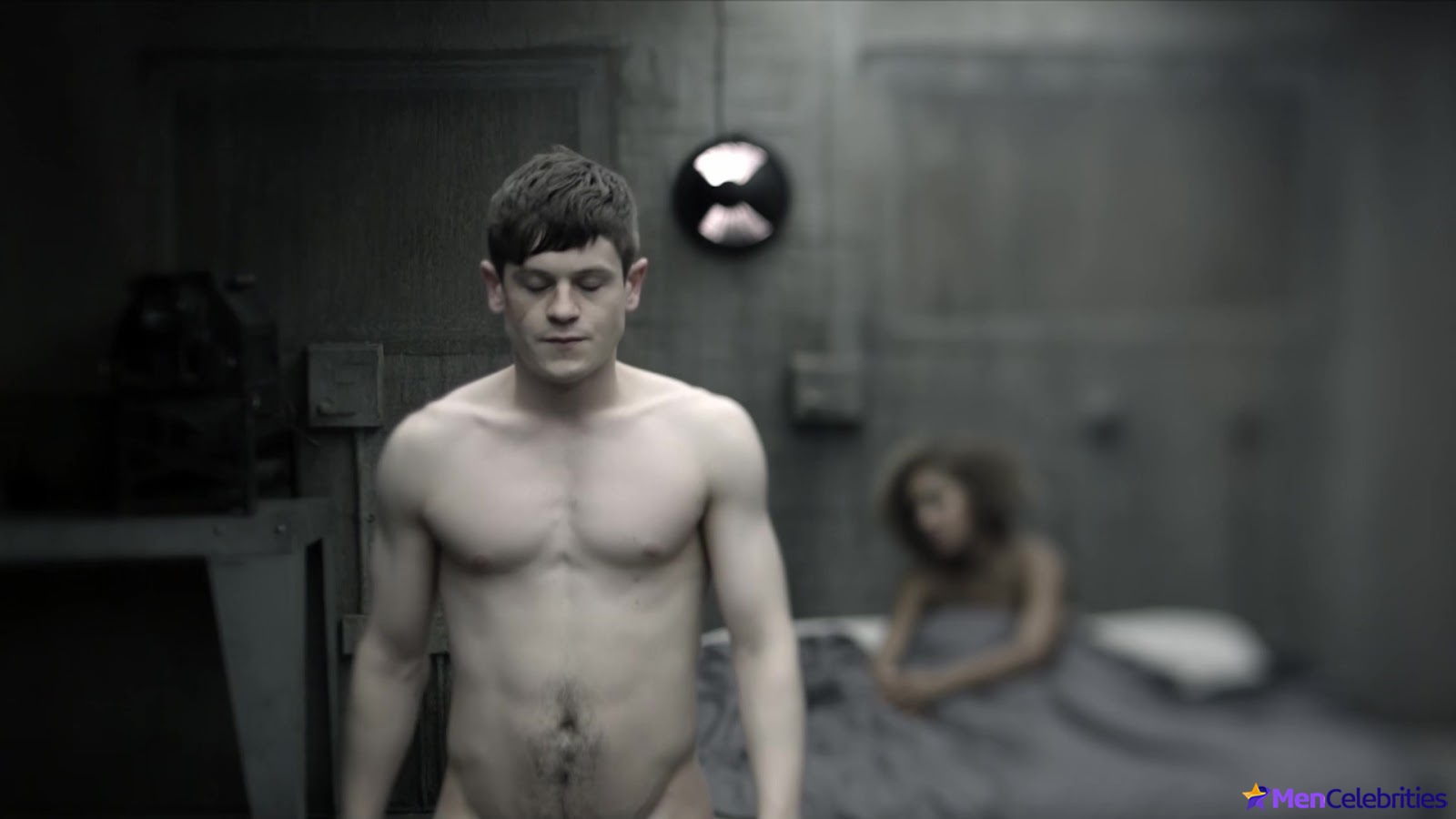 Iwan Rheon nude movie scenes