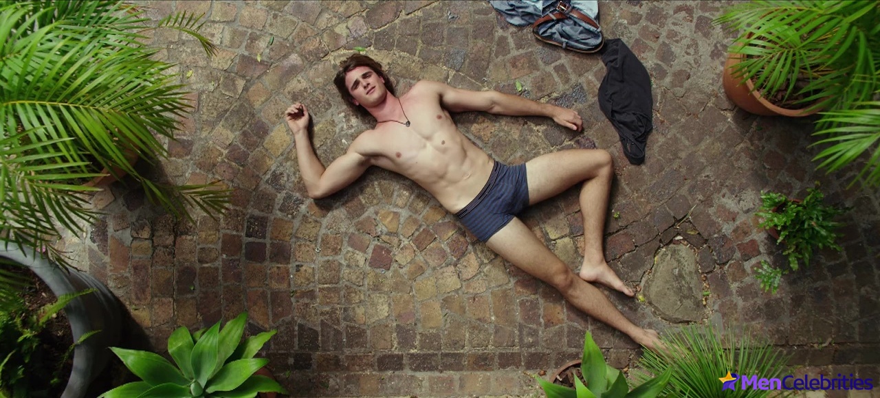 Jacob Elordi underwear scenes