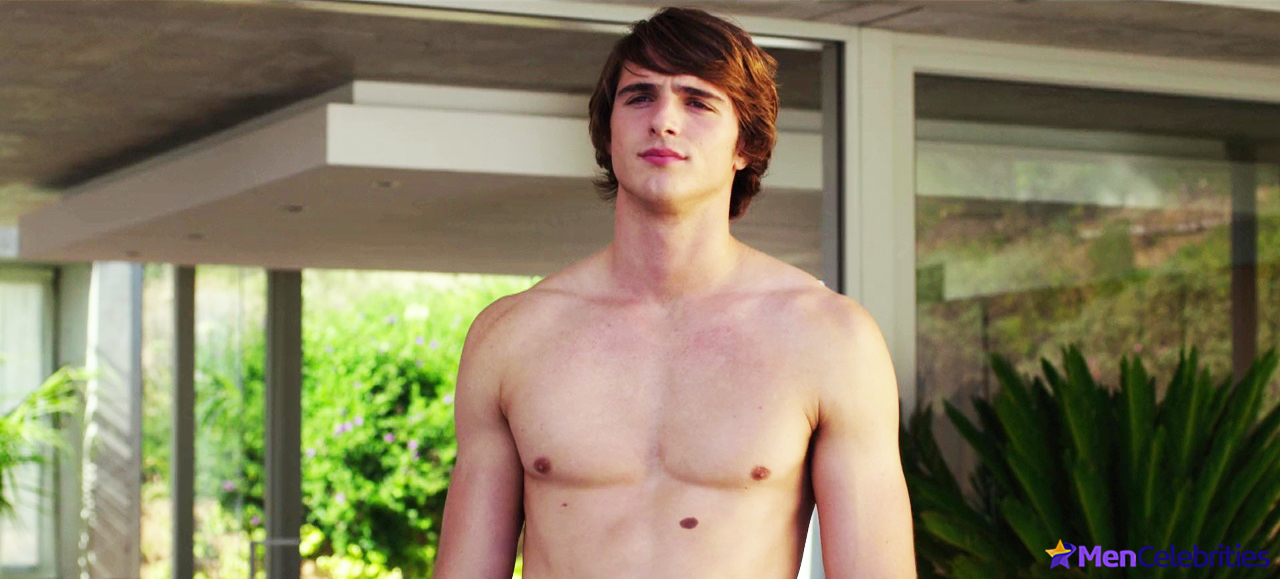 Jacob Elordi naked movie scenes