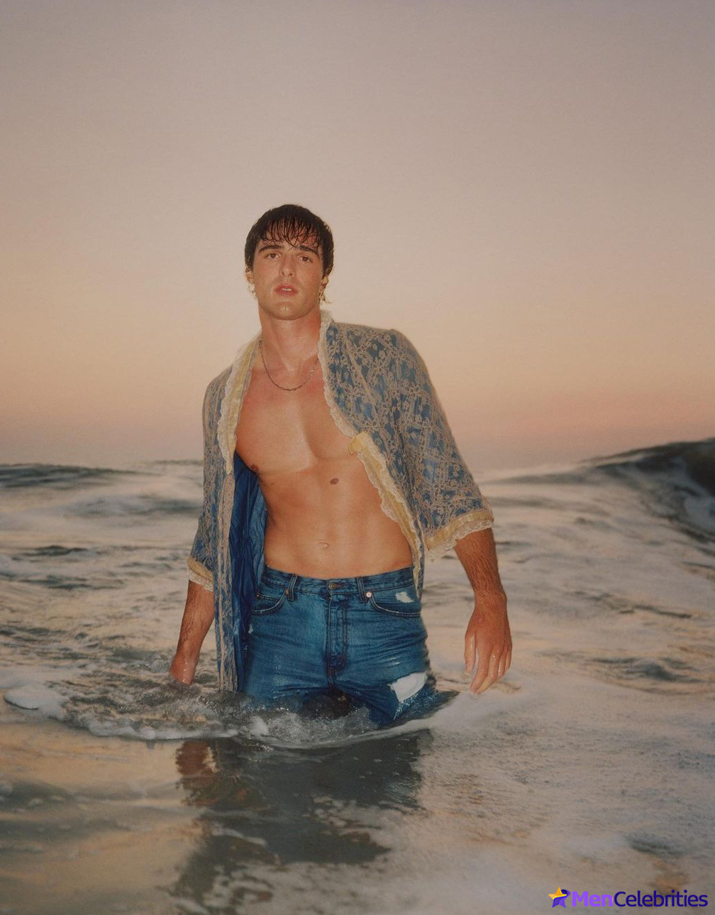 Jacob Elordi bulge pics