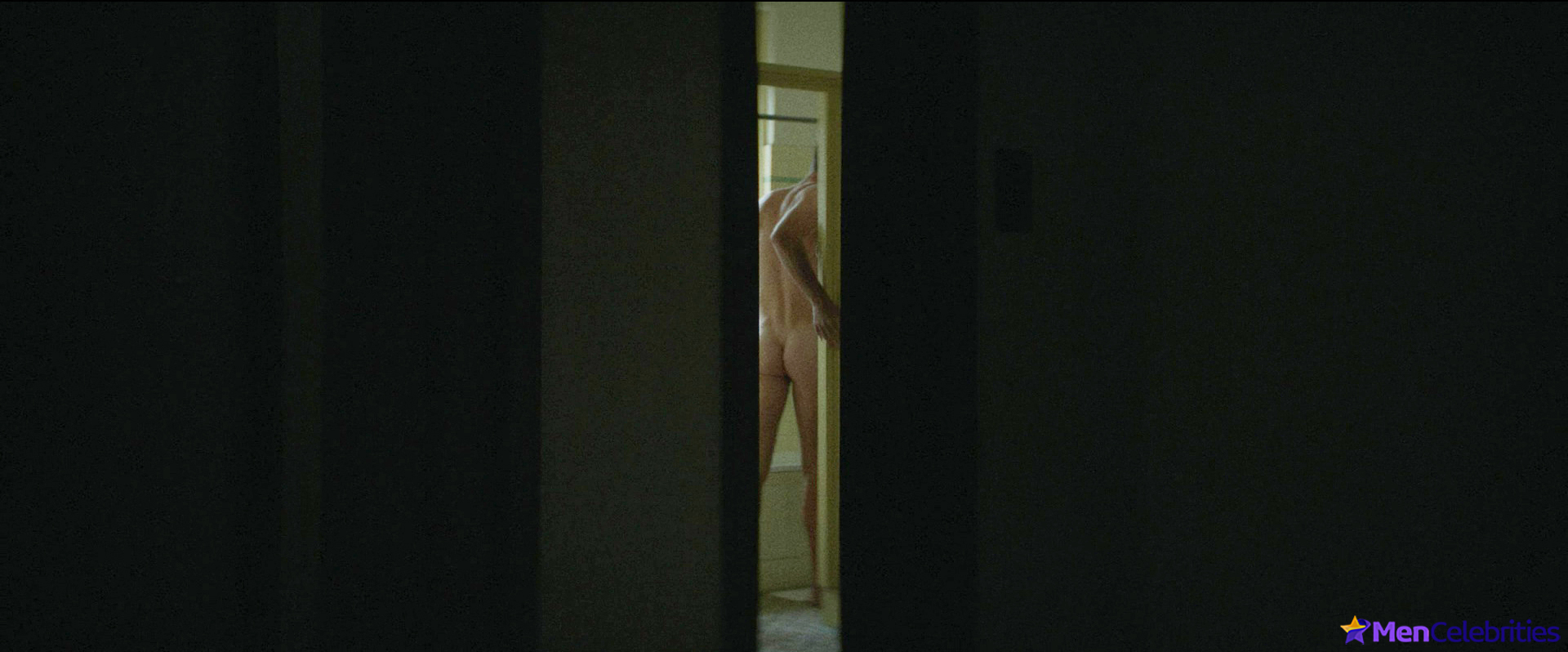 Jacob Elordi bare butt