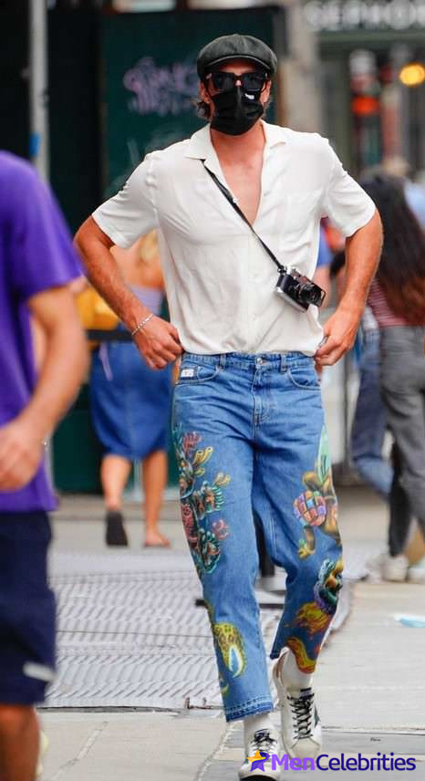 Jacob Elordi penis pictures