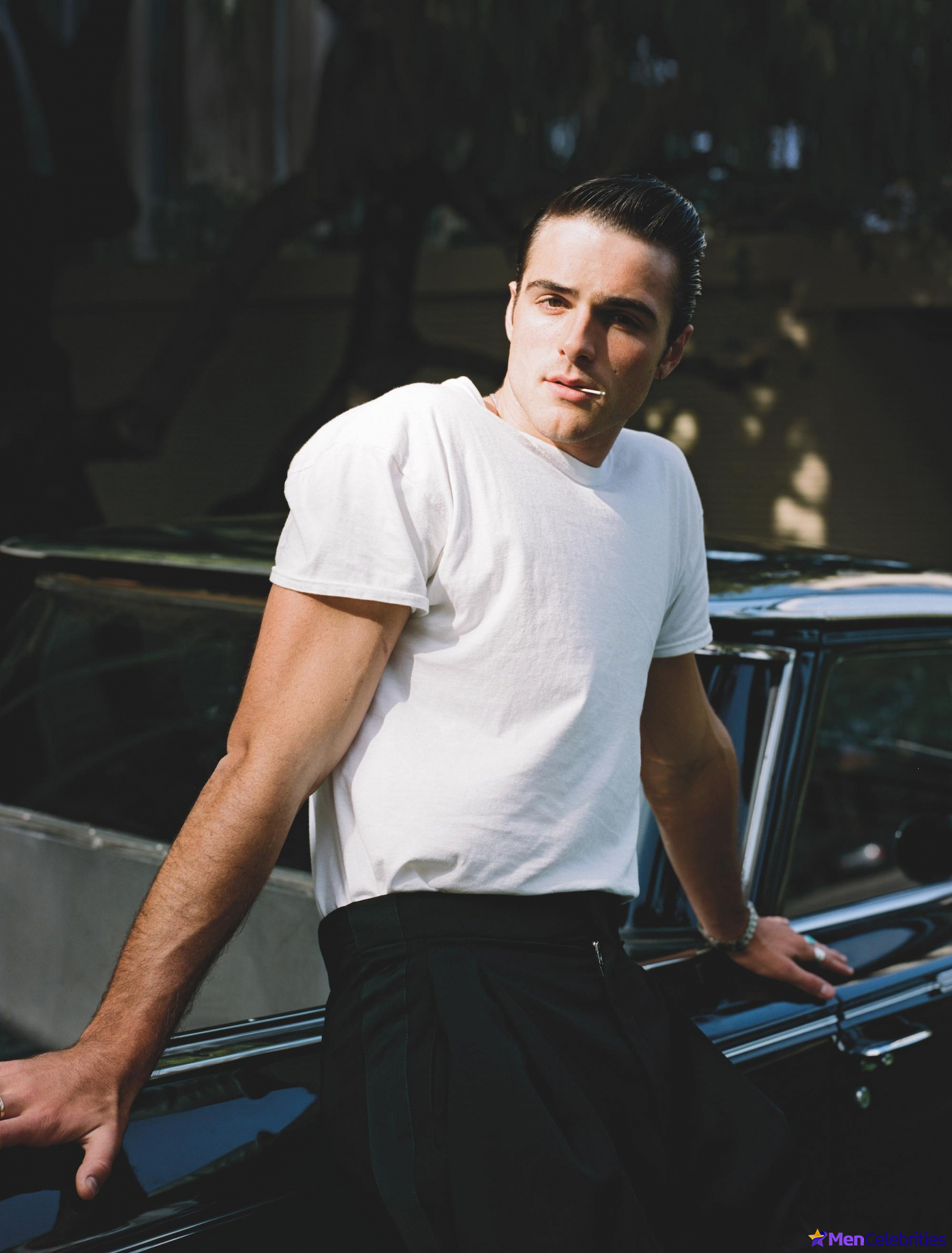 Jacob Elordi shirtless