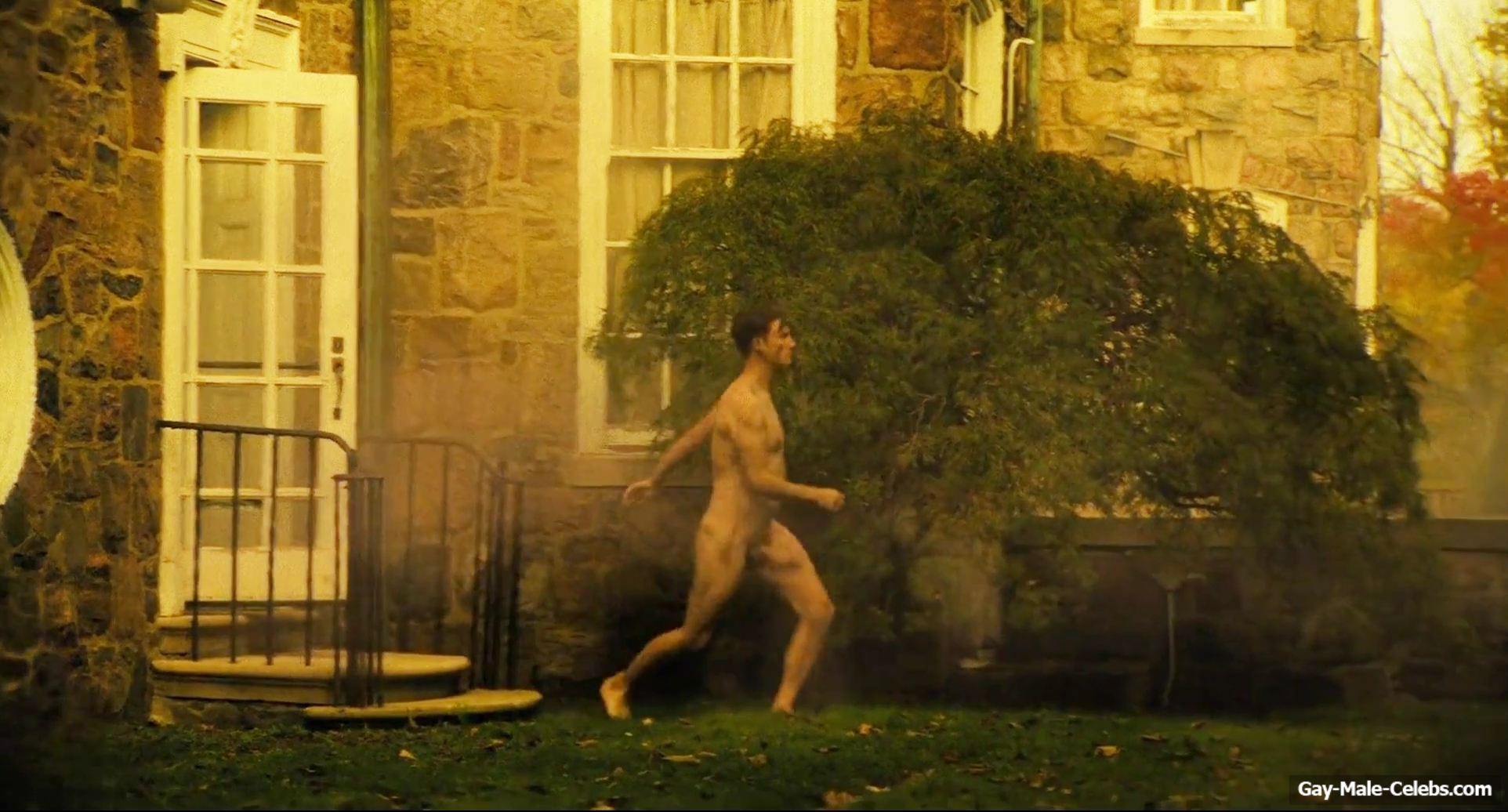 Jesse LaVercombe Frontal Nude in Honey Bunch