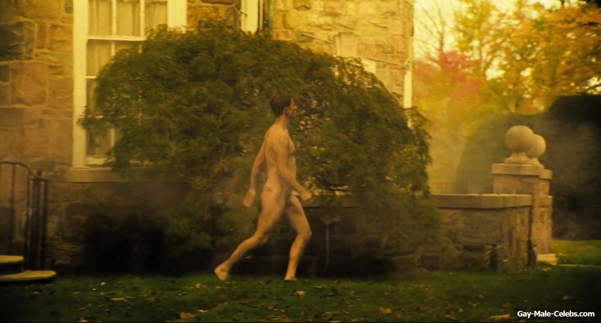 Jesse LaVercombe Frontal Nude in Honey Bunch