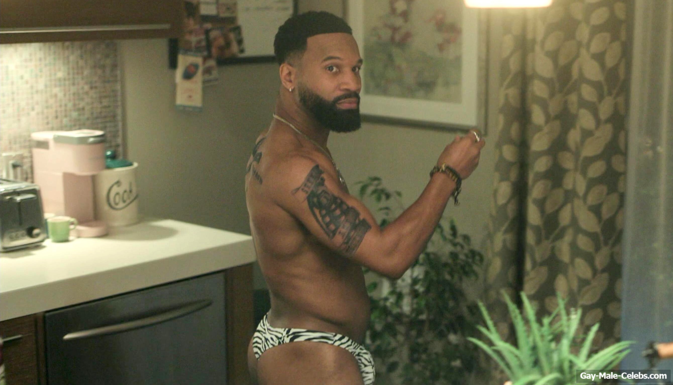 Johnny Ray Gill butt