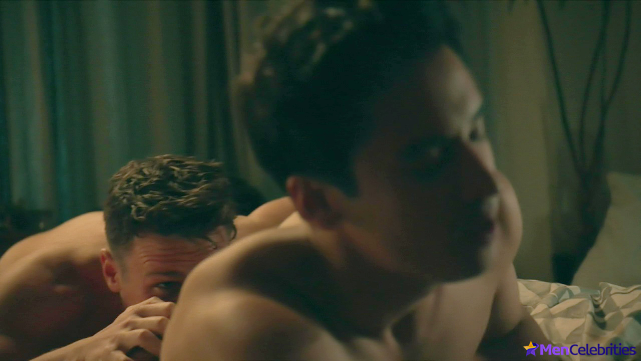 Jonathan Groff nude and sex scenes