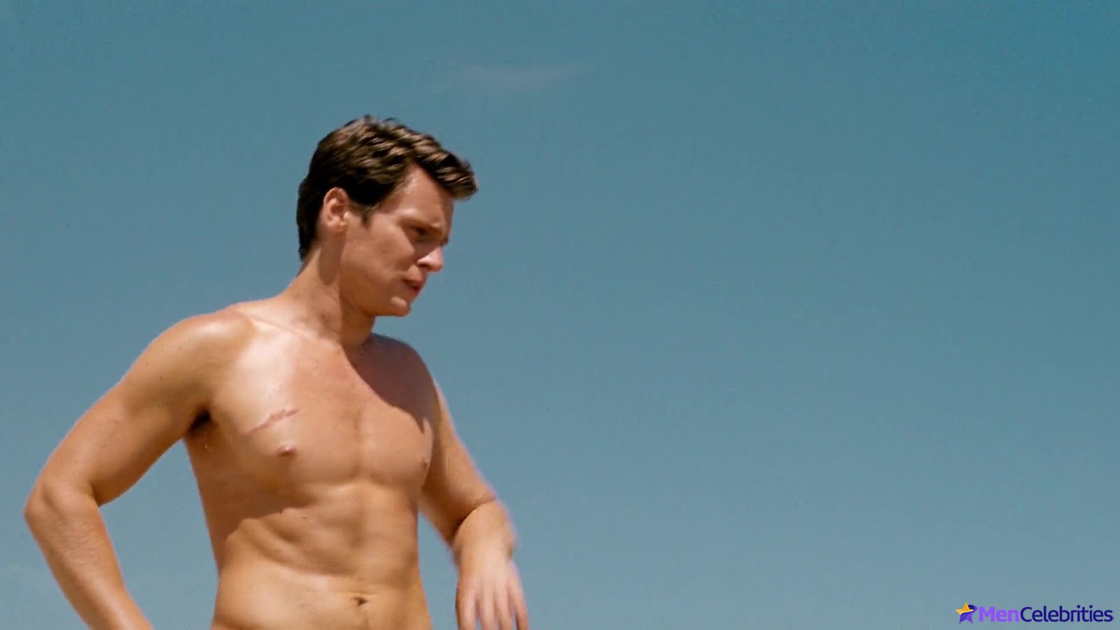 Jonathan Groff shirtless