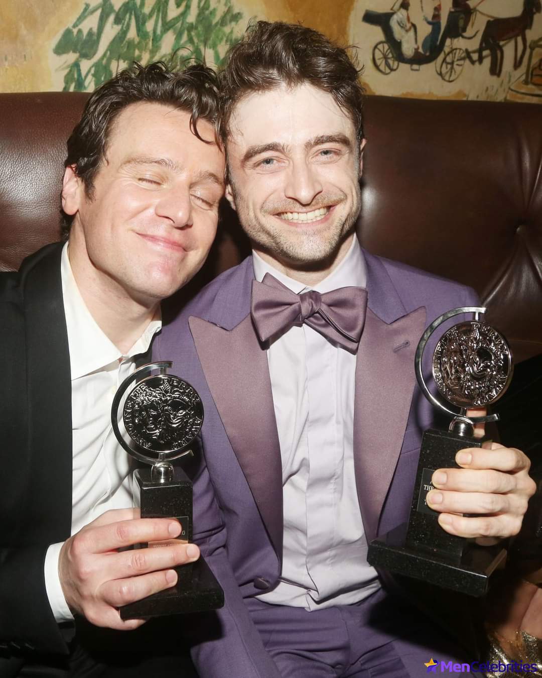 Jonathan Groff shirtless and sexy pics