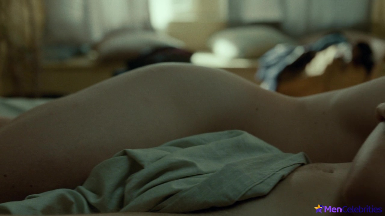 Jonathan Groff nude and sex scenes