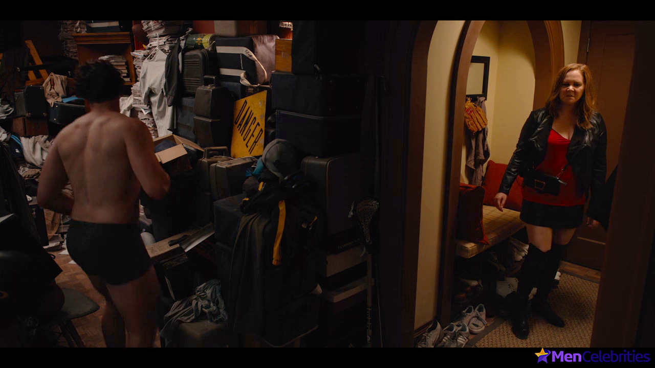 Jonathan Groff nude and sex scenes