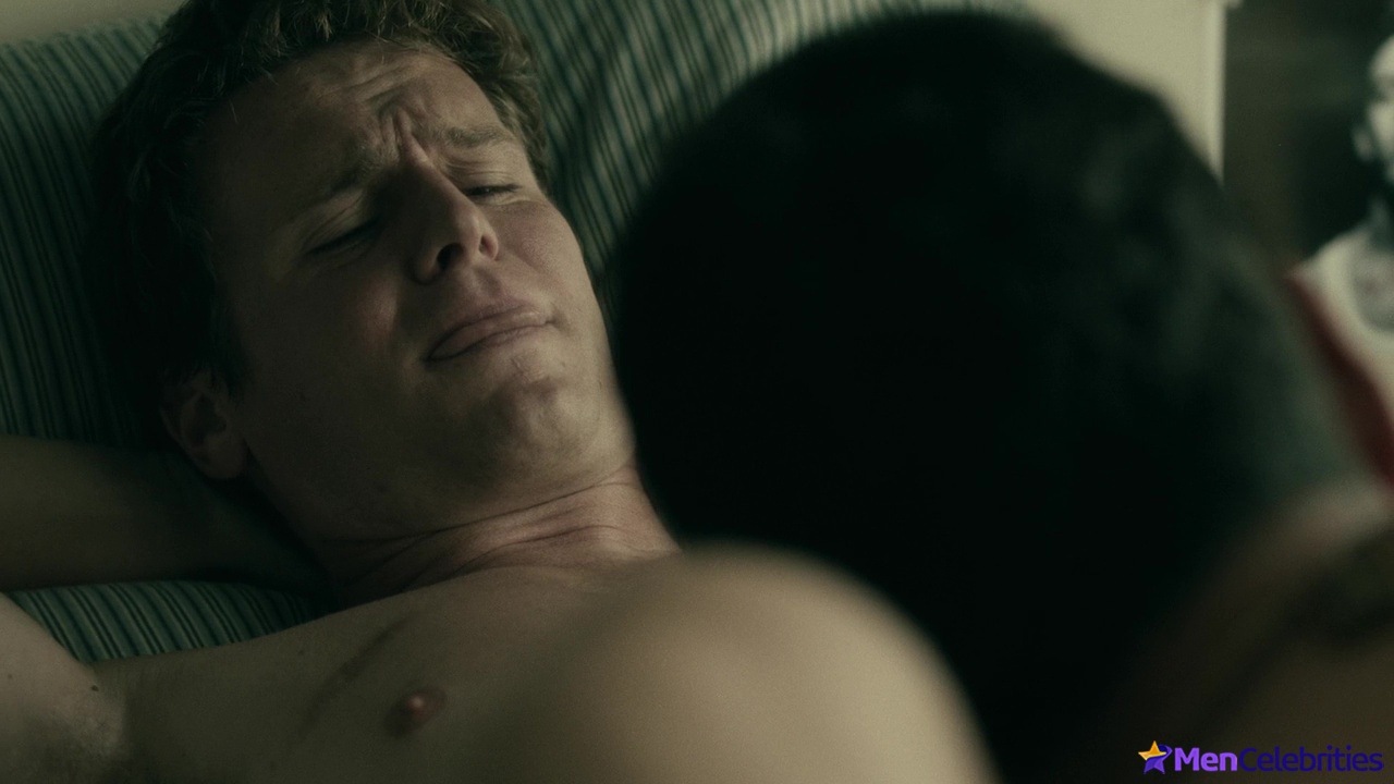 Jonathan Groff nude and sex scenes