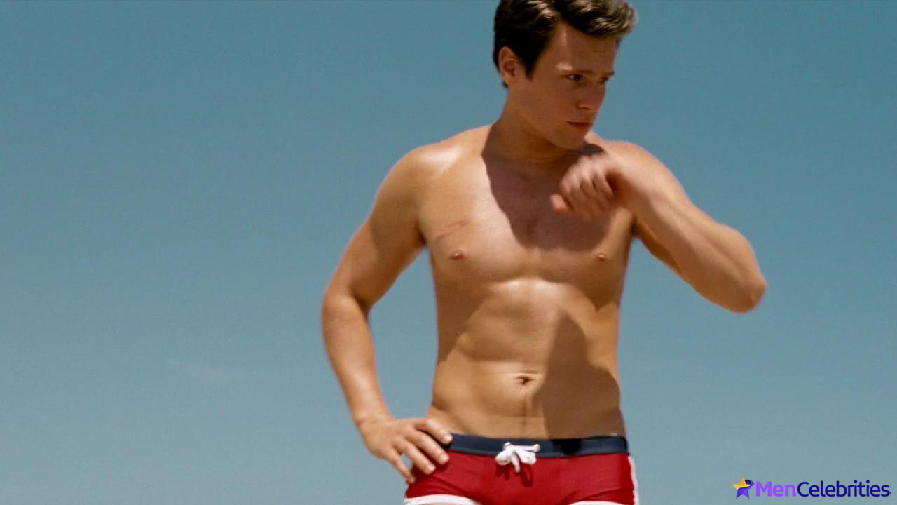Jonathan Groff nude and sex scenes
