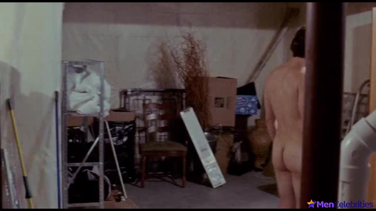 Jonathan Groff nude and sex scenes