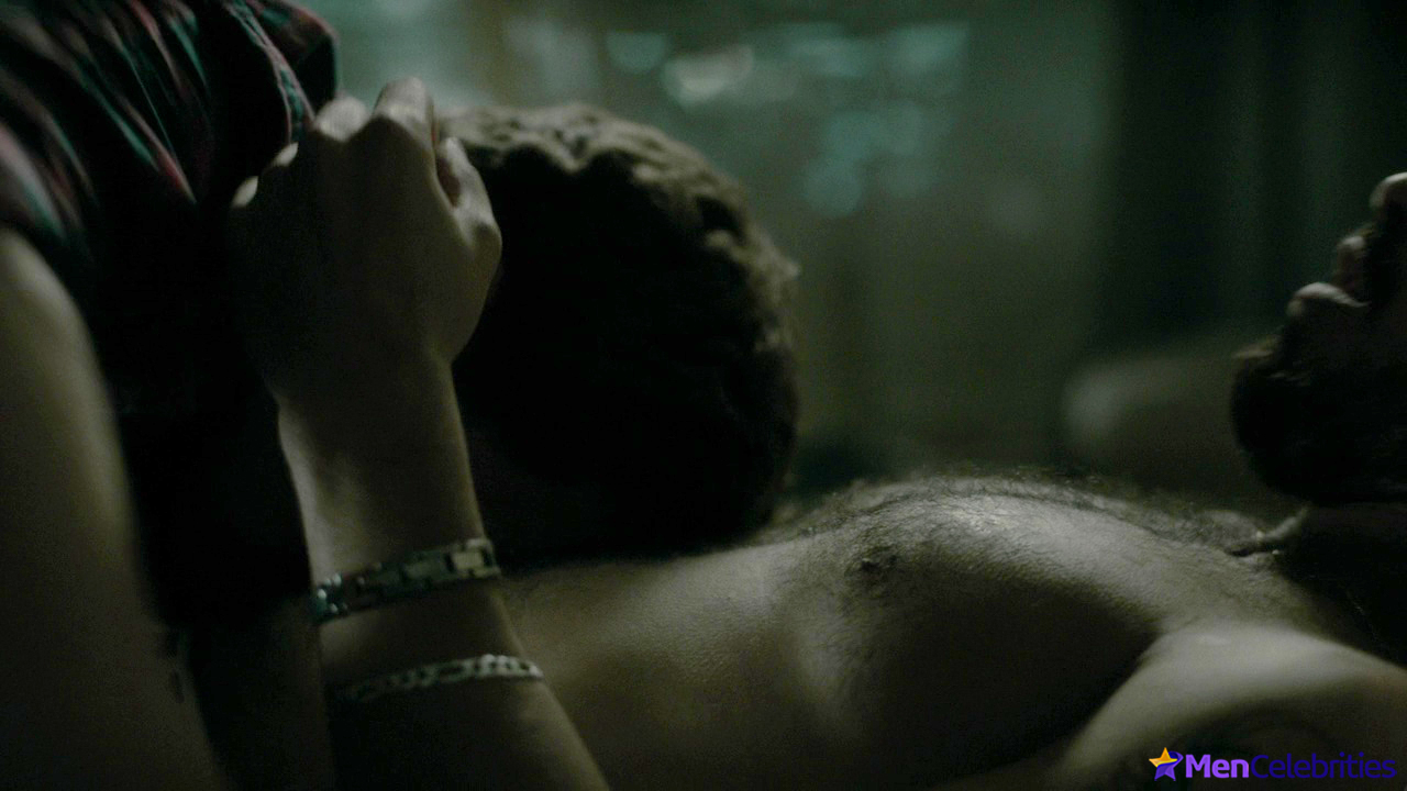 Jonathan Groff nude and sex scenes