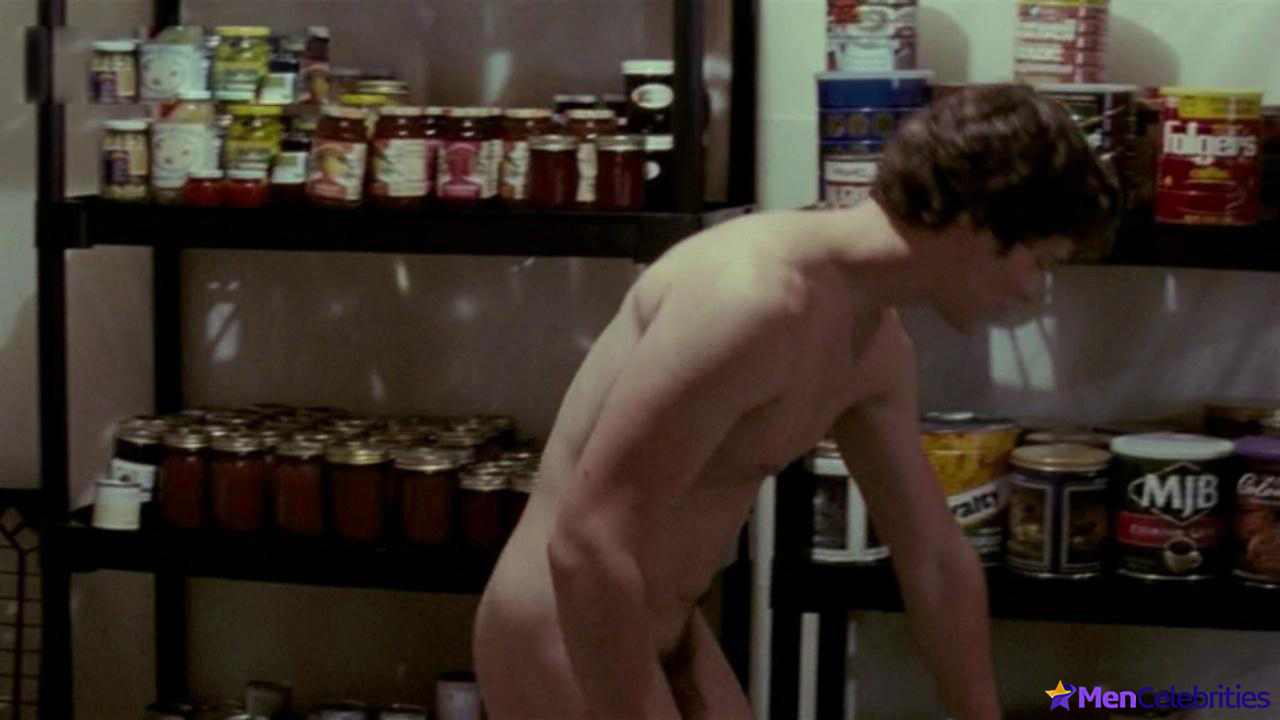 Jonathan Groff nude and sex scenes
