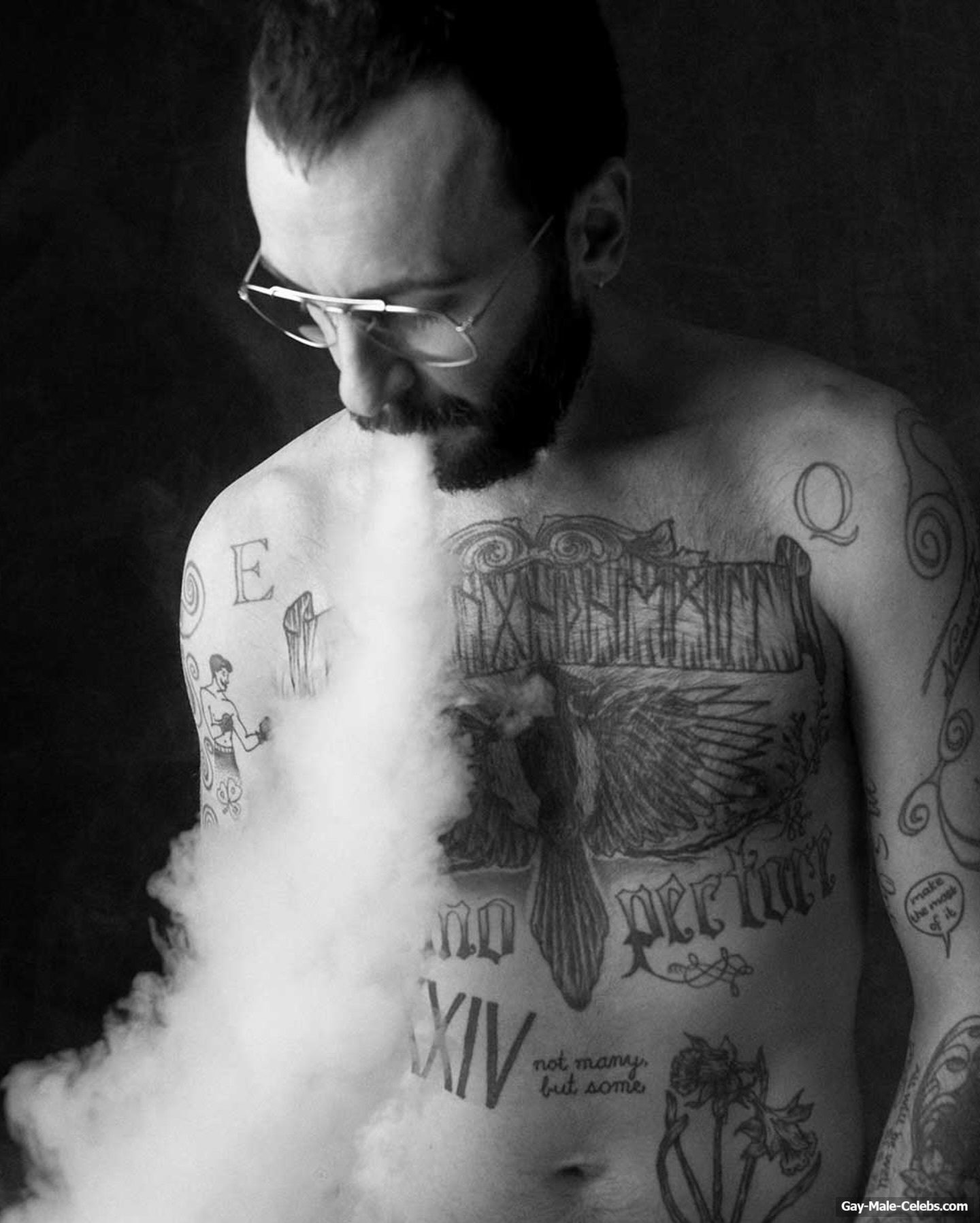 Joseph Gilgun Nude And Dick Bulge Photos