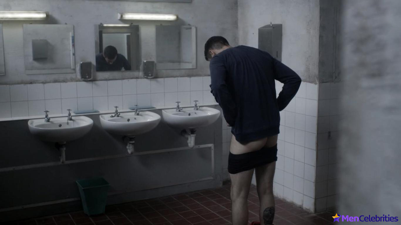 Joseph Gilgun nude and sex scenes