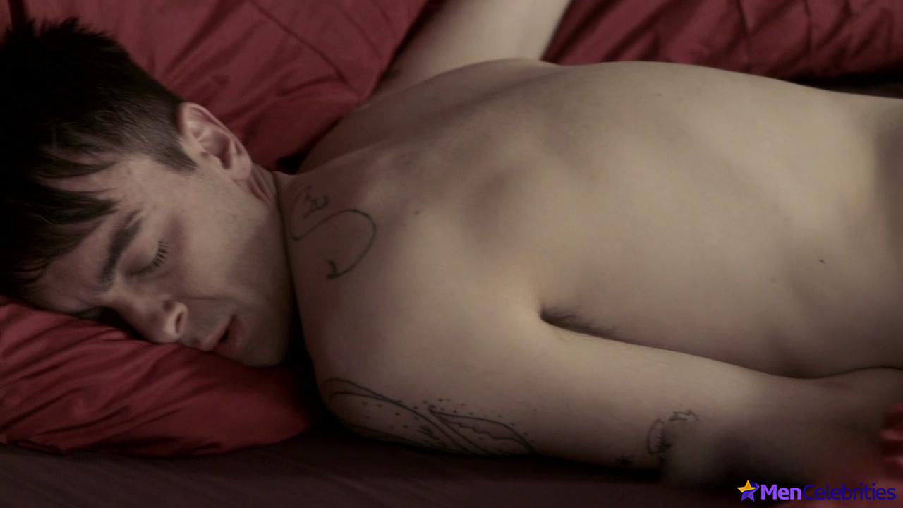Joseph Gilgun nude and sex scenes