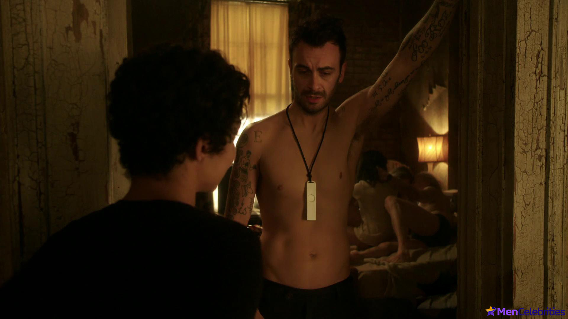 Joseph Gilgun nude and sex scenes