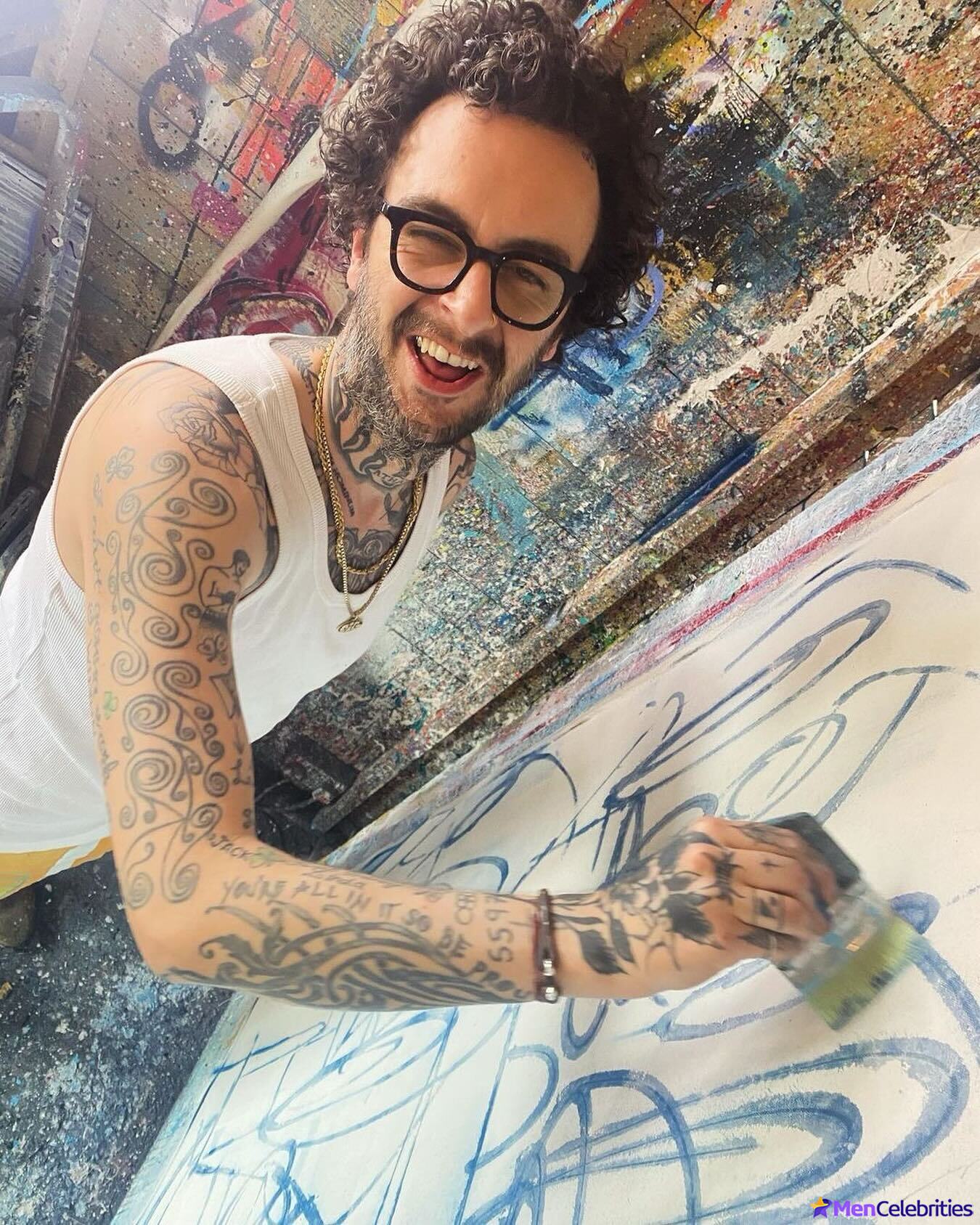 Joseph Gilgun naked and sexy photos