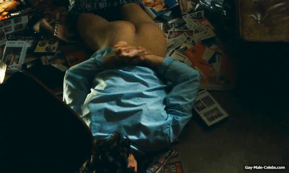 Louis Garrel Jerk Off And Uncensored Pee Scenes in Ma Mere