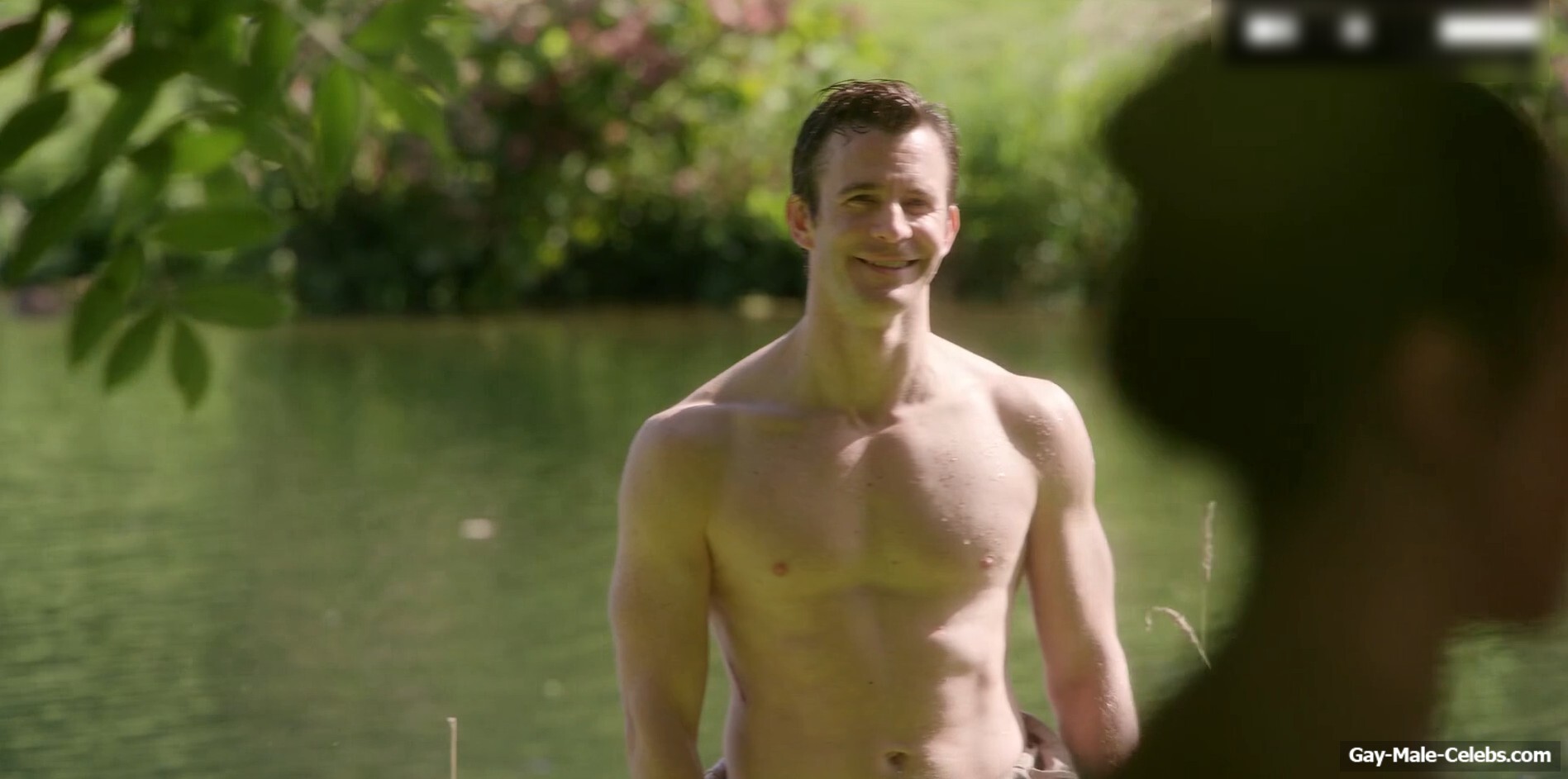 Luke Thompson Nude Scenes in Bridgerton