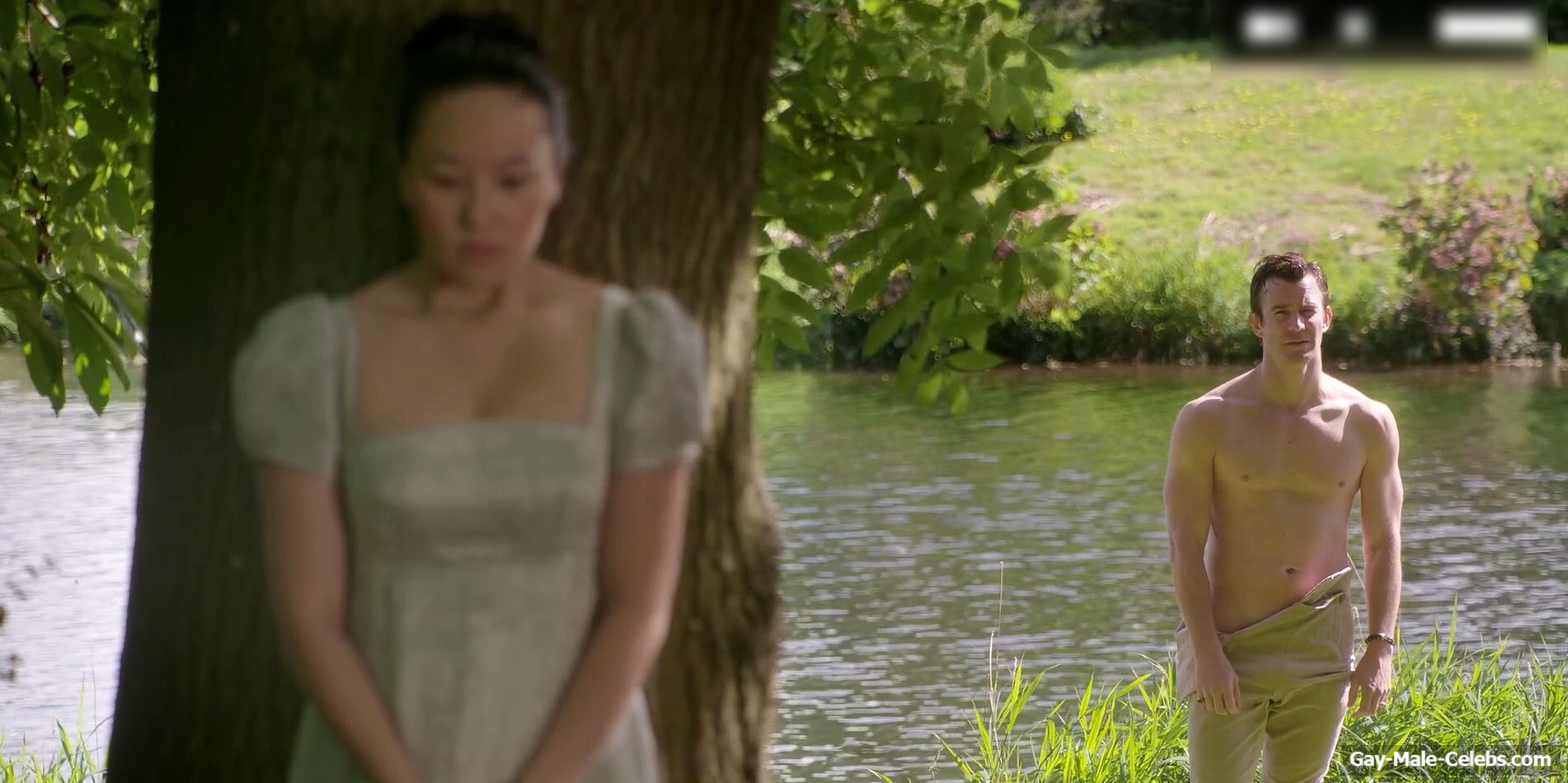 Luke Thompson Nude Scenes in Bridgerton