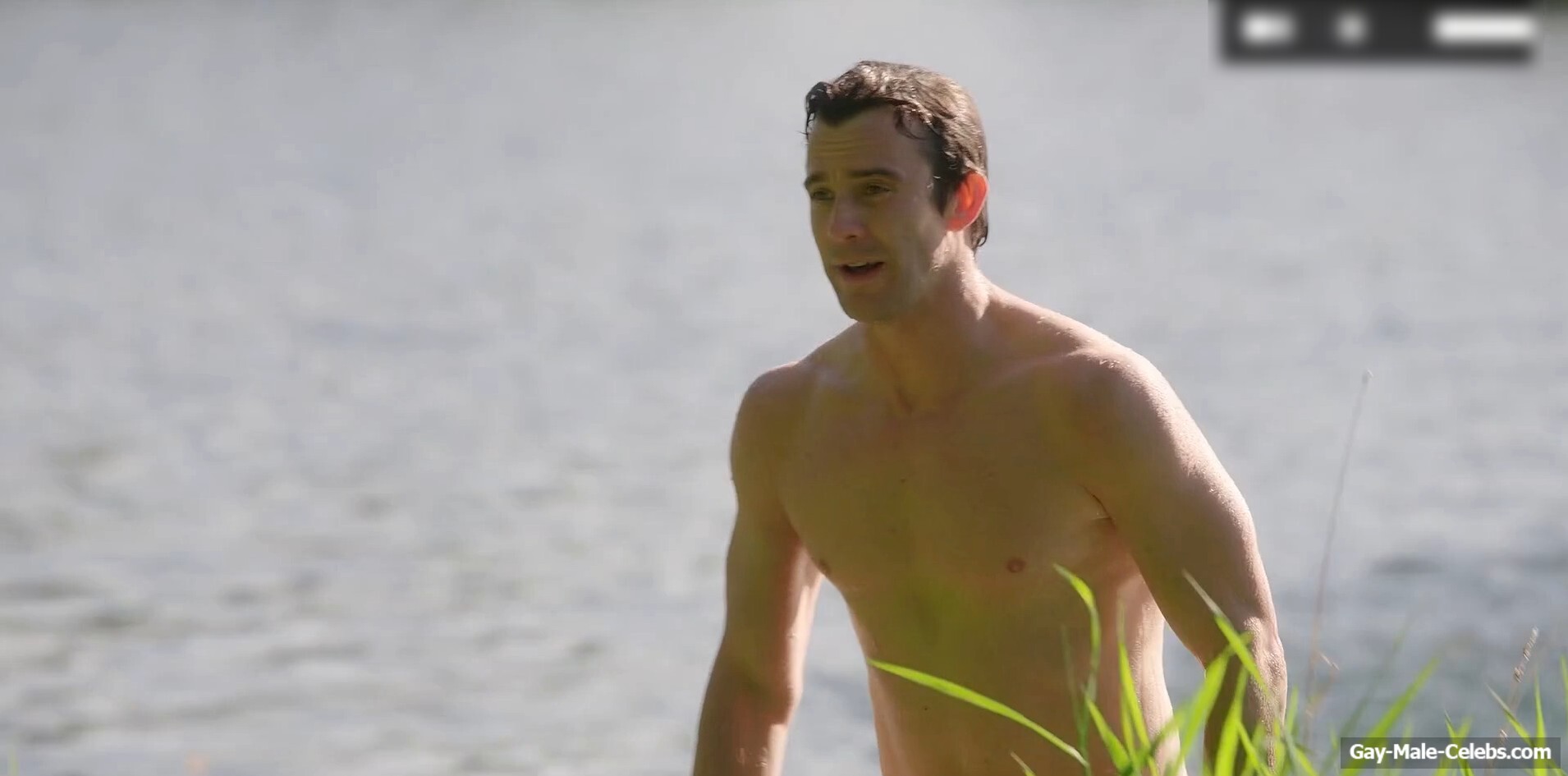 Luke Thompson Nude Scenes in Bridgerton