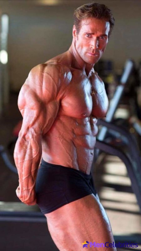 Mike OHearn nude and underwear pics