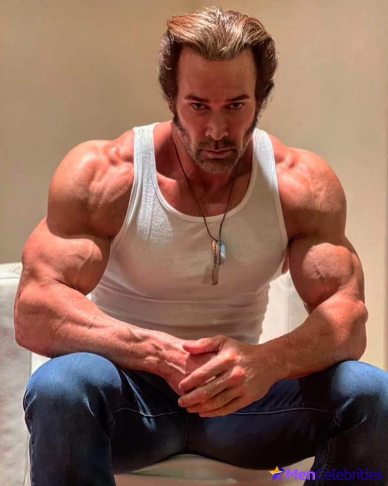 Mike OHearn nude and underwear pics