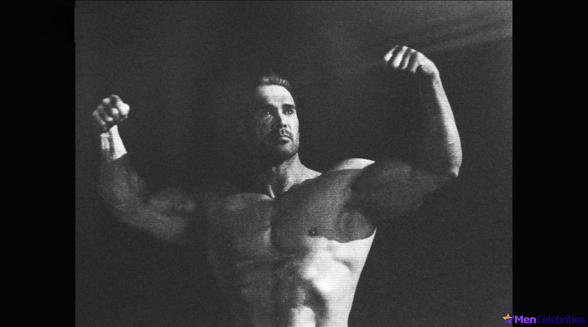 Mike OHearn nude and underwear pics