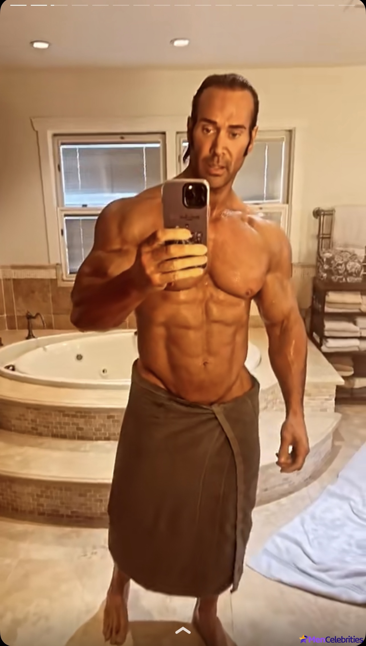 Mike OHearn nude and underwear pics