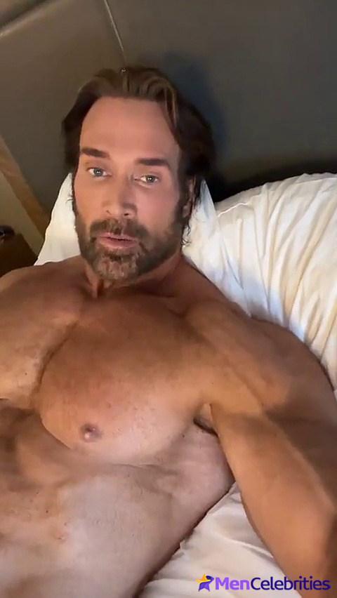 Mike OHearn nude and underwear pics