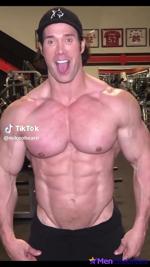 Mike OHearn nude and underwear pics