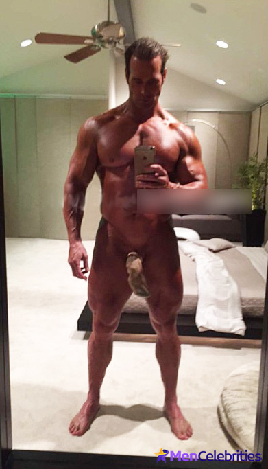 Mike OHearn leaked nude photos