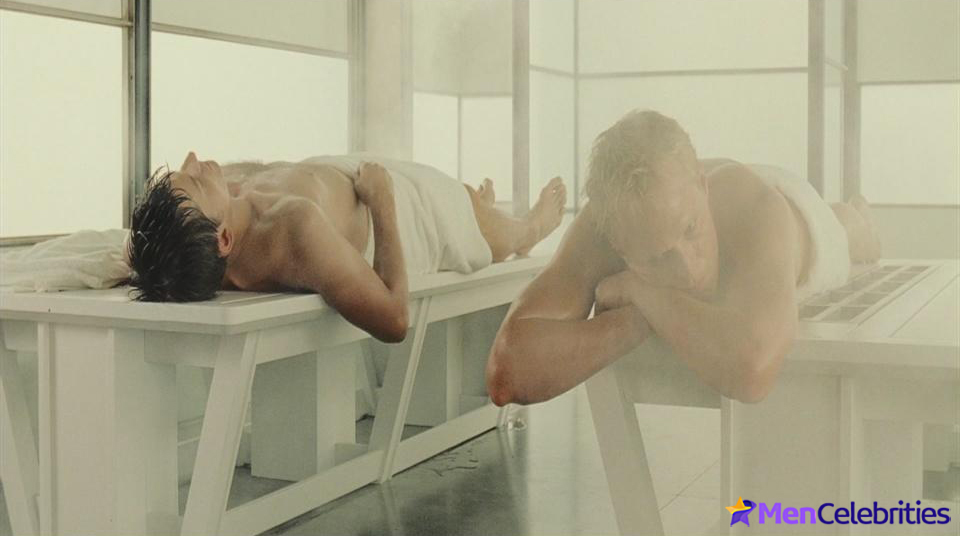 Nikolaj Coster-Waldau frontal nude and sex scenes