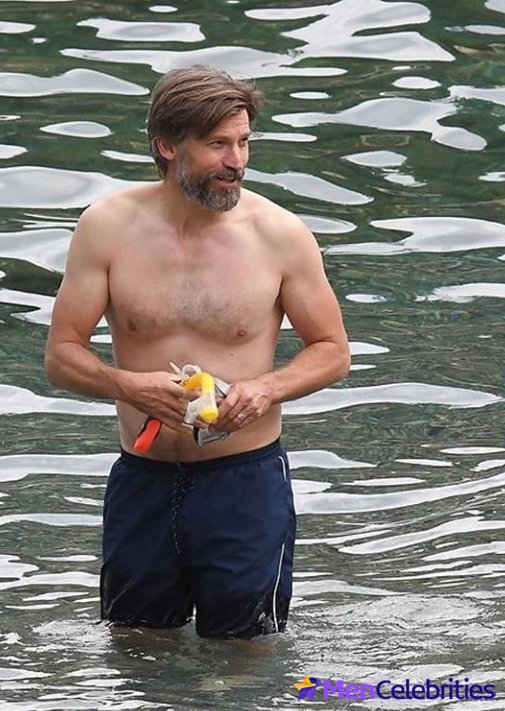 Nikolaj Coster-Waldau shirtless