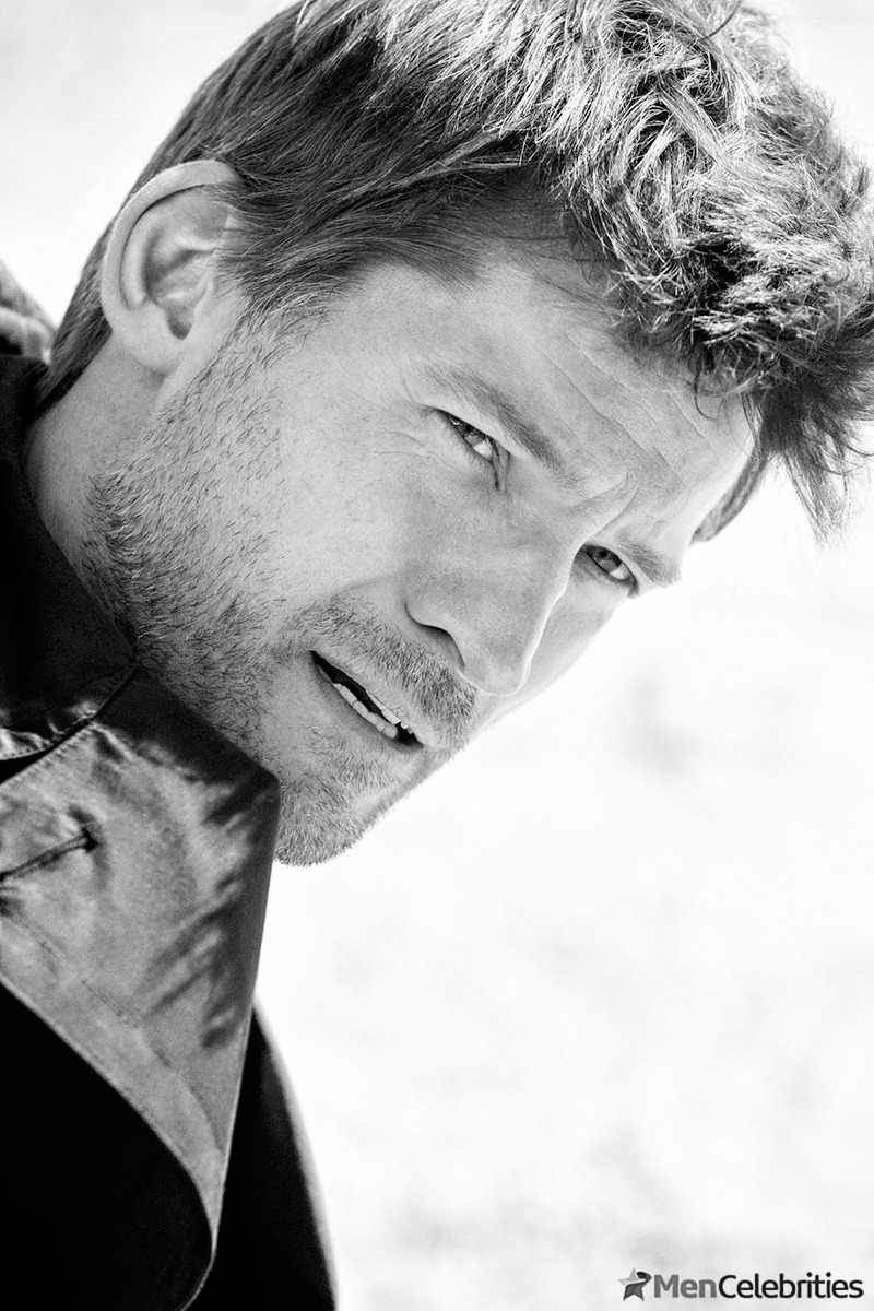 Nikolaj Coster-Waldau shirtless and sexy pics