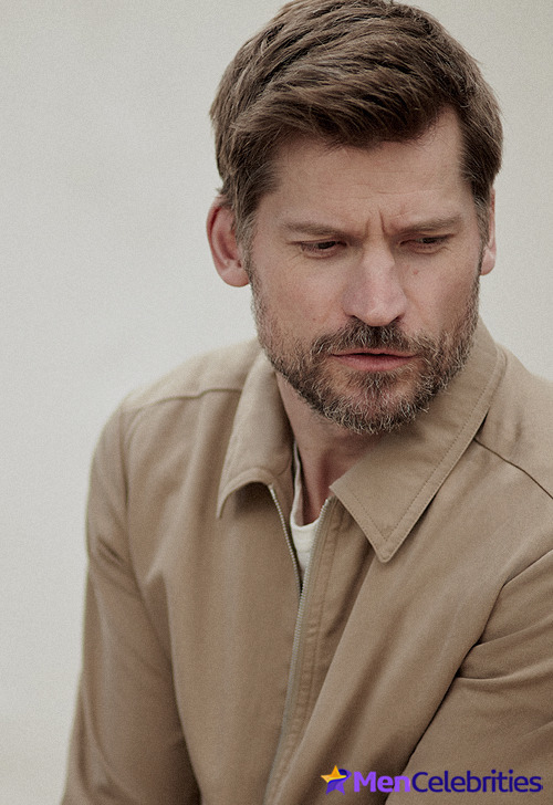 Nikolaj Coster-Waldau shirtless and sexy pics