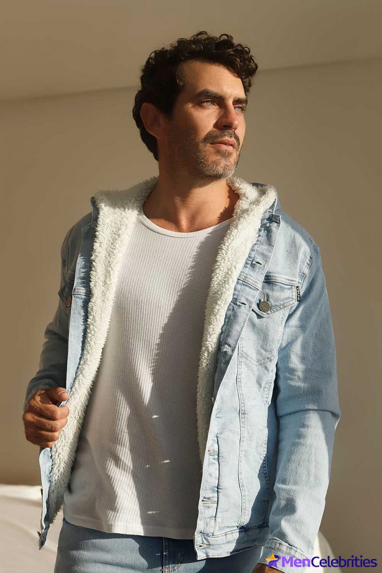 Nikolas Antunes shirtless photos