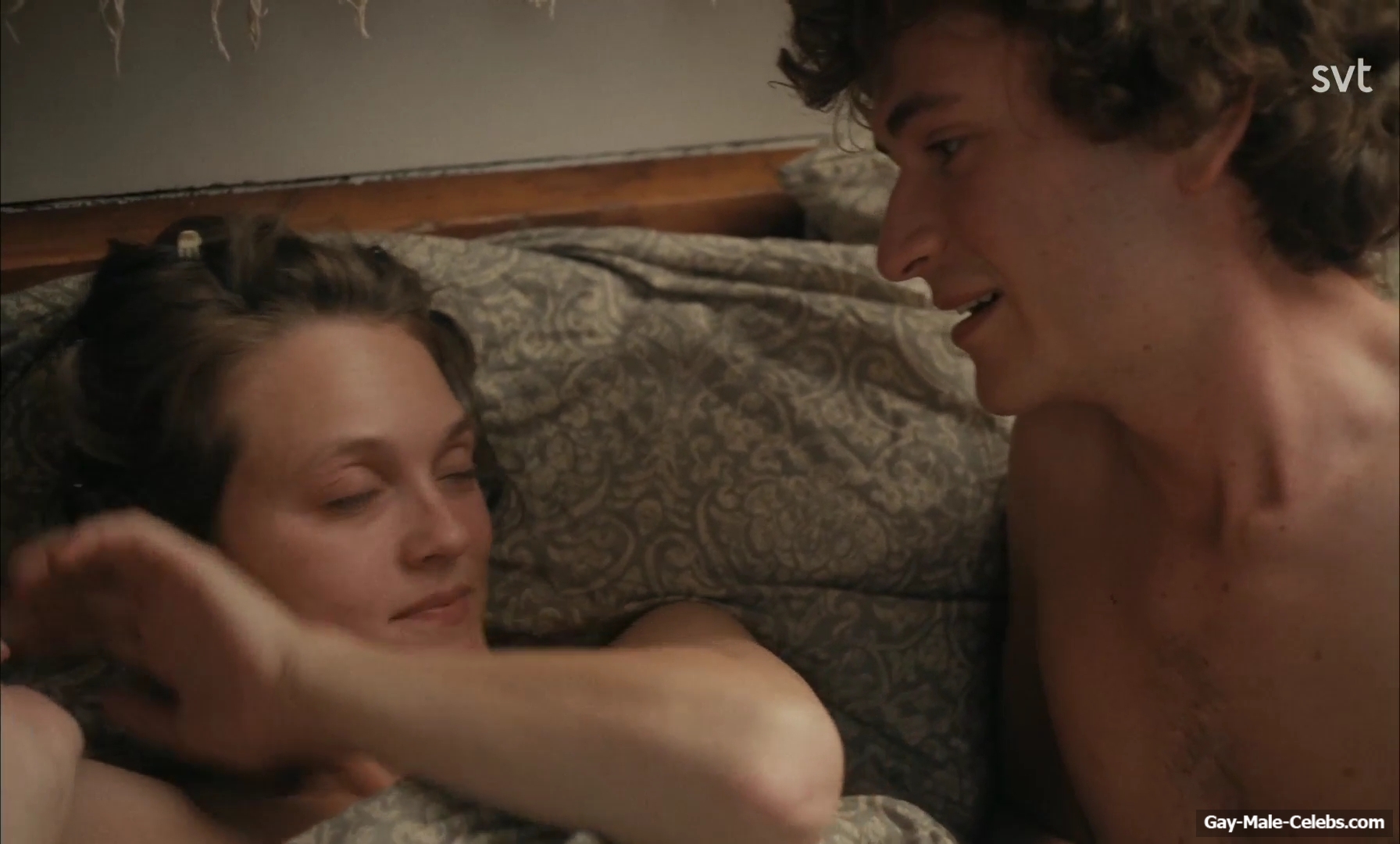 Odin Romanus nude scenes in Leva Lite