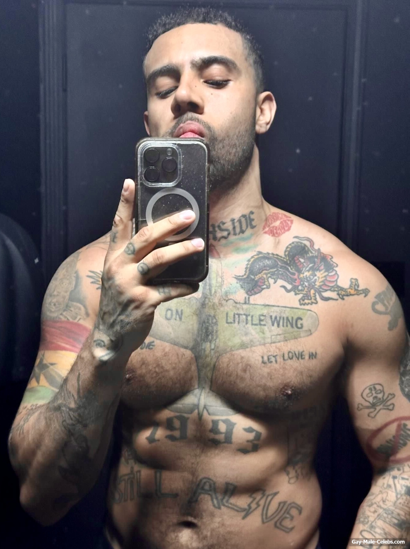 Vic Mensa nude and underwear pics