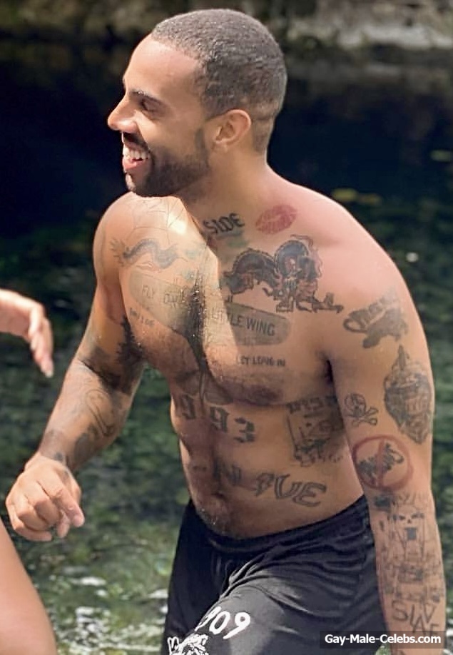 Vic Mensa naked