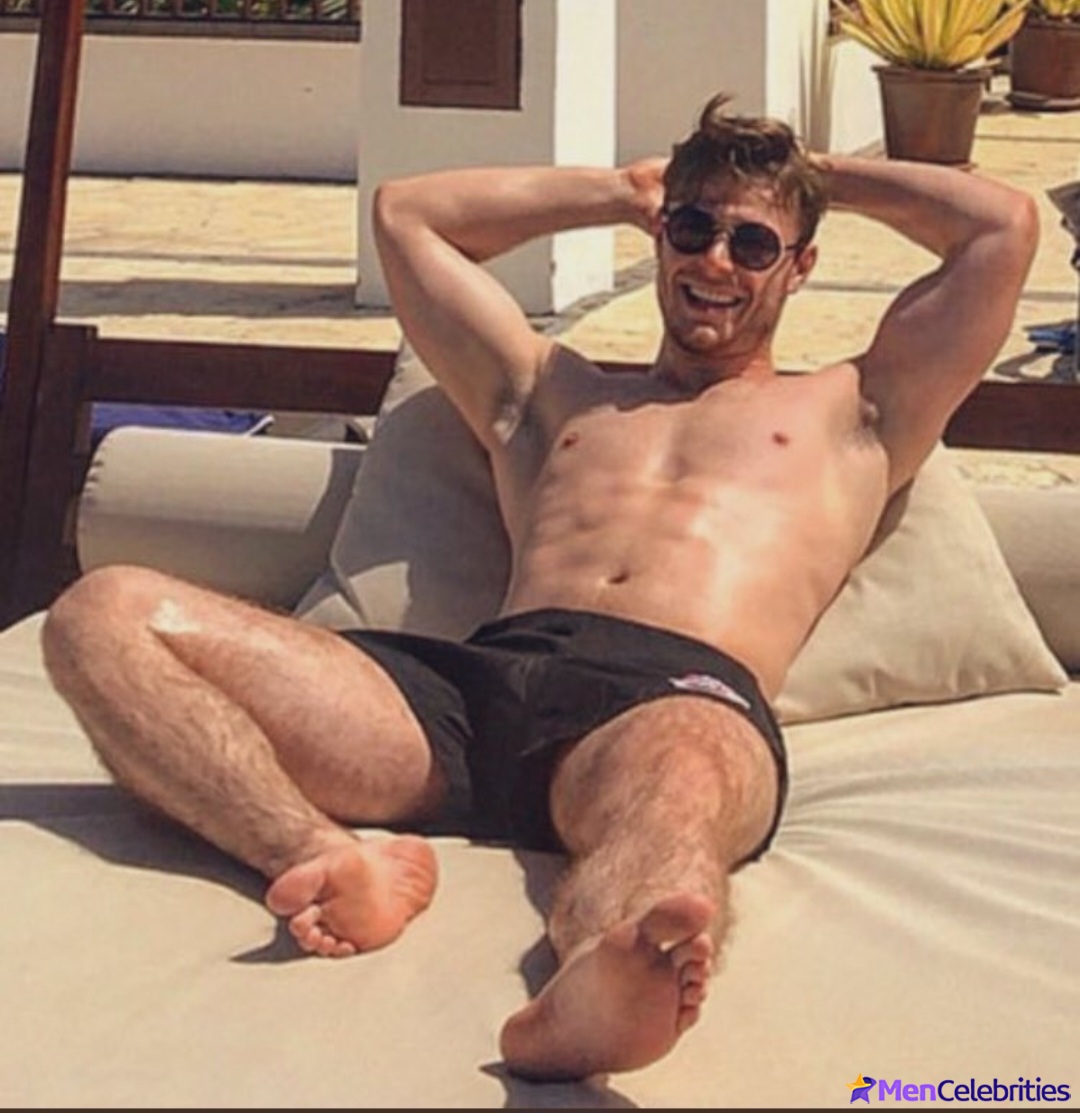 Callum Kerr shirtless and underwear pics