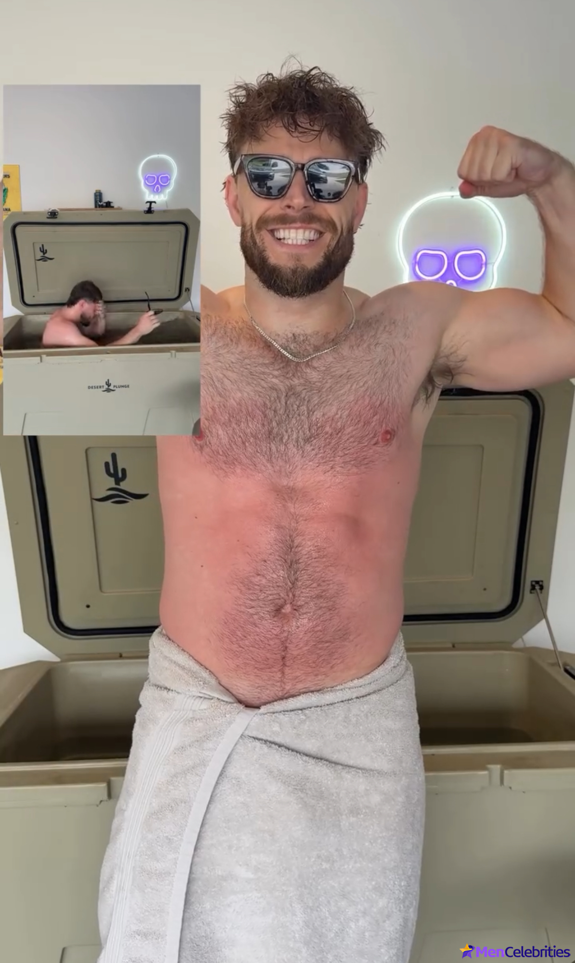 Callum Kerr shirtless and underwear pics