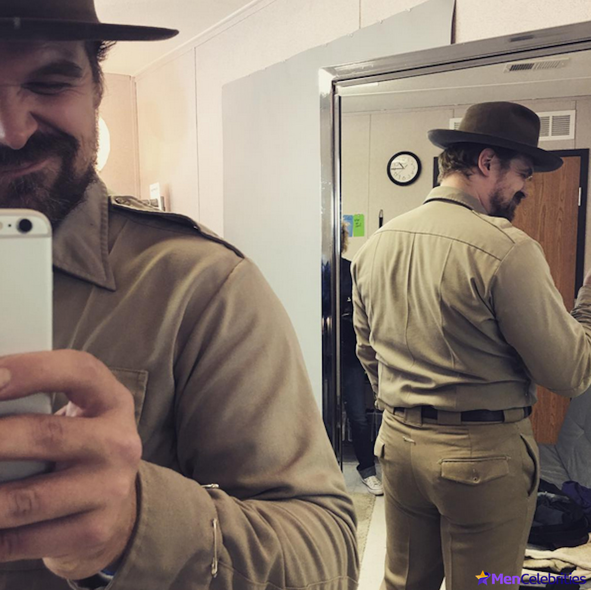David Harbour selfie