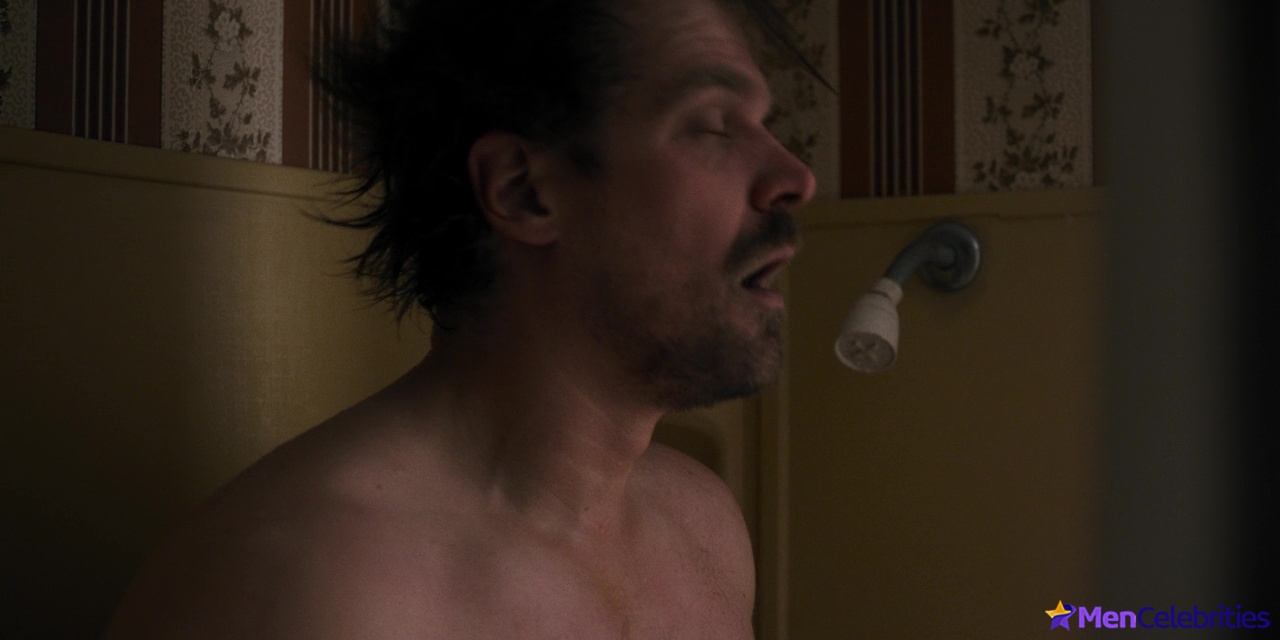 David Harbour nude and sexy scenes