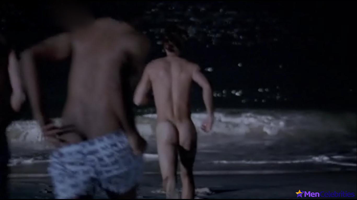 David Harbour nude and sexy scenes